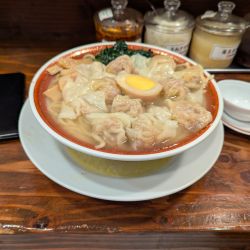 広州わんたんめん（塩・太麺）