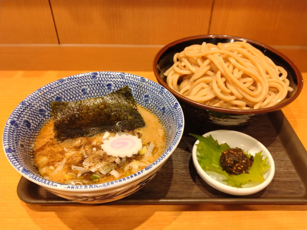 「つけめん痺れ＋生七味」@次念序の写真