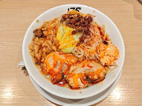 「一七五郎 (辛1痺1、野菜多め)」@175°DENO担担麺 TOKYOの写真