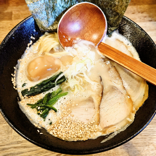 「家系らーめん」@麺屋時茂の写真