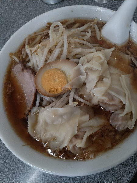 「ワンタン麺」@中華麺店 喜楽の写真