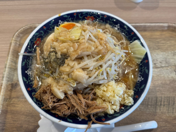 「ニボジロー　全増し　トッピング味玉」@凌駕IDEA イオンモール松本店の写真