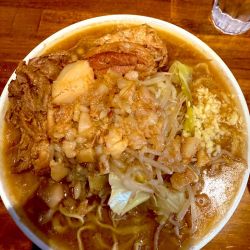 ラーメン中
