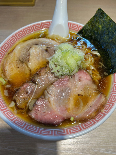 「MIXチャーシュー麺 醤油1500円」@まるえ中華そばの写真
