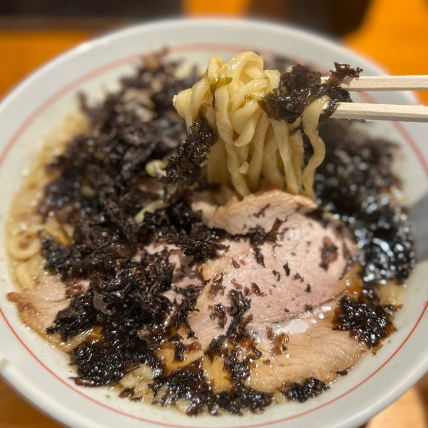 「岩のり背脂煮干(醤油)」@背脂煮干し中華そば 和市 大崎店の写真