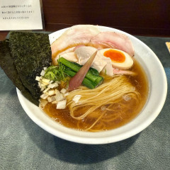 メヂカそば 吟魚の写真