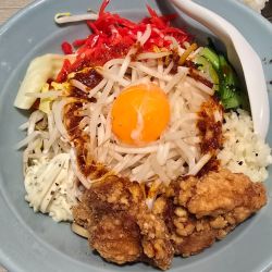 濃厚タルタル唐揚げまぜそば　1000円