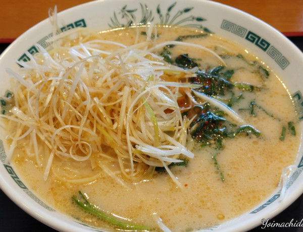 「とんこつニラ南蛮（650円）、細切りネギ（150円）」@日高屋 鴻巣下忍店の写真