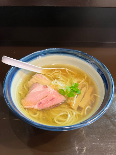 「しおらーめん」@らーめん奏の写真