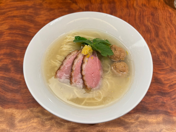 「【限定】鴨そば 塩」@三馬路 東京店の写真