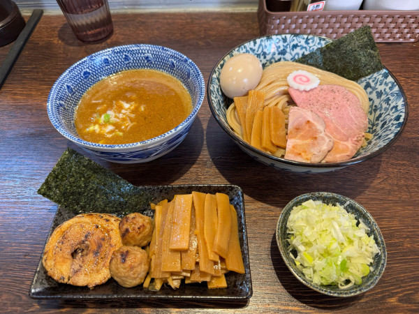 「辛つけめん（濃厚鶏豚骨魚介）」@麺処はなぶさの写真