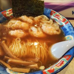 海老ワンタン麺+ぎょうざ