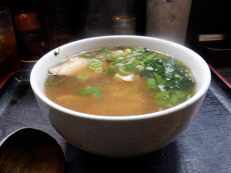 「ハーフラーメン　醤油」@らーめん 楓家の写真