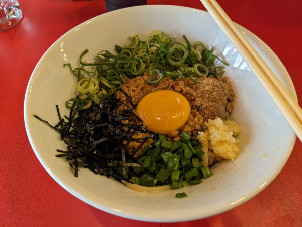 「台湾まぜそば」@熱海の肉饅。萬福楼の写真