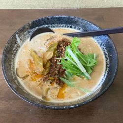 こだわり担々麺（ごま濃いめ）替え玉×2