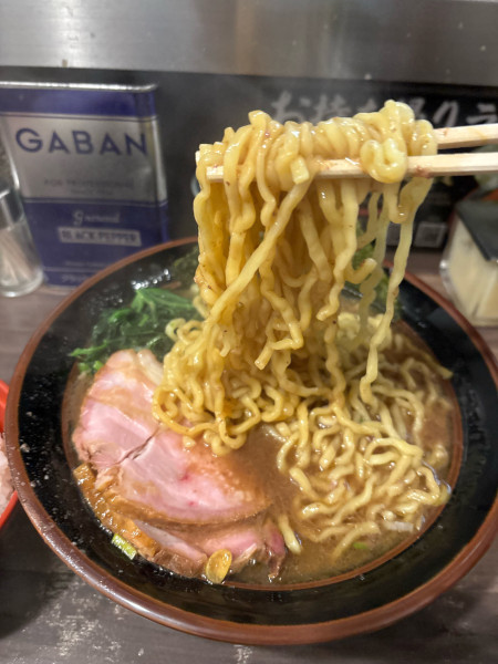 「ラーメン大盛（1130）」@神田ラーメン わいず 神田本店の写真