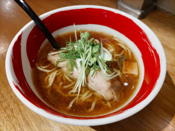 「醤そば 820円」@RAMEN 浜虎 福岡中洲店の写真