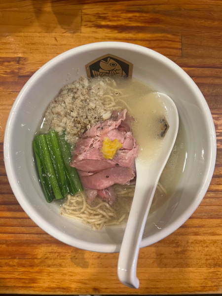「真鯛ラーメン」@真鯛らーめん 麺魚の写真