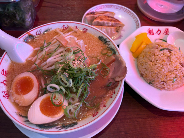 「みそ味玉ラーメン」@ラーメン魁力屋 足立鹿浜店の写真