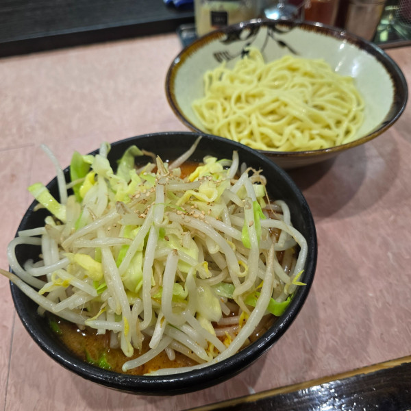 「もりそば 小 麺カタメ担々変更 野菜」@所沢大勝軒の写真
