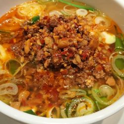 台湾ラーメン(醤油)　コブクロランチセット900円