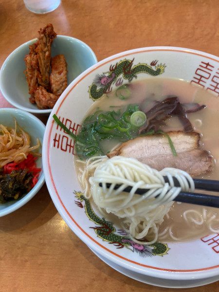 「一竜ラーメン　替玉」@博多屋台 一竜 パルティフジ坂店の写真
