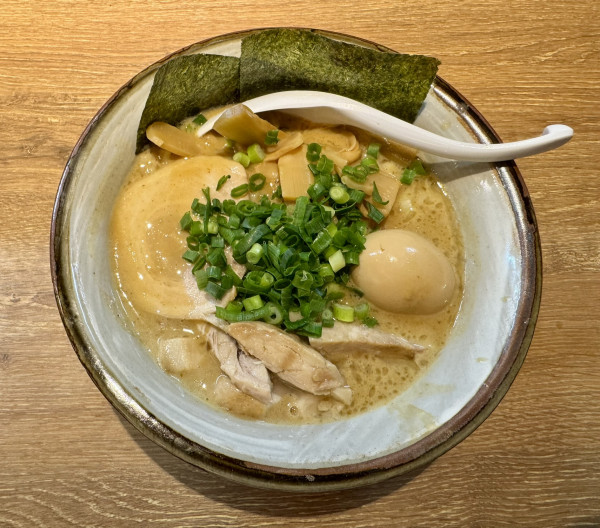 「得製らーめん」@風雲児 東京ラーメン横丁店の写真