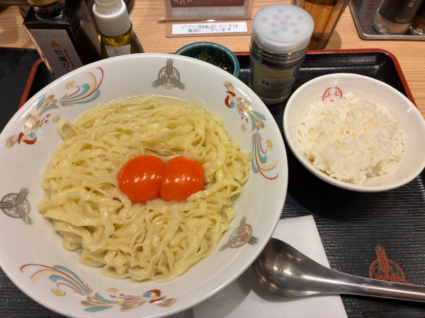 「（温）たまごかけ麺（濃厚バターチーズ風）」@つけ麺専門店 三田製麺所 神田店の写真
