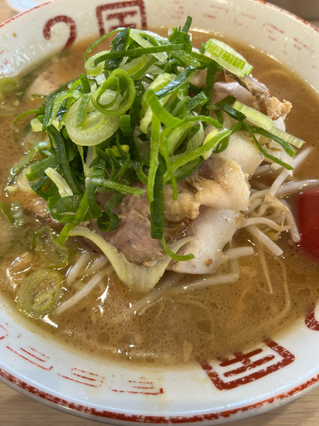 「ラーメン大盛り（890）」@らーめん2国 大蔵海岸店の写真