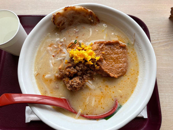 「愛媛味噌らーめん￥９９０」@麺場 田所商店 大府PA(下り)店の写真