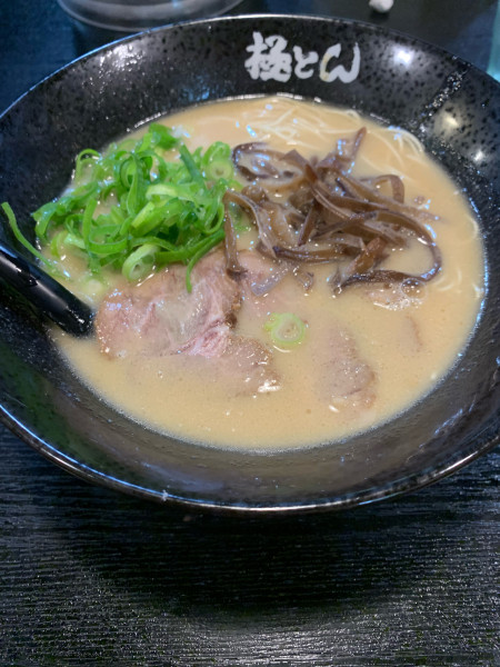 「極トンラーメン　780円」@極とんラーメン 駅前店の写真