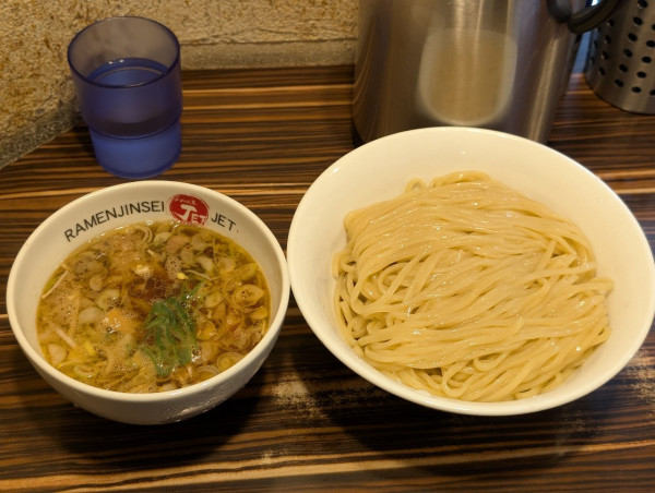 「醤油つけ麺」@ラーメン人生 JET 福島本店の写真