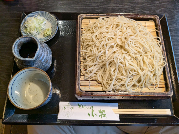 「八ヶ岳そば（白）大盛り￥1100」@そばごころ小坂の写真