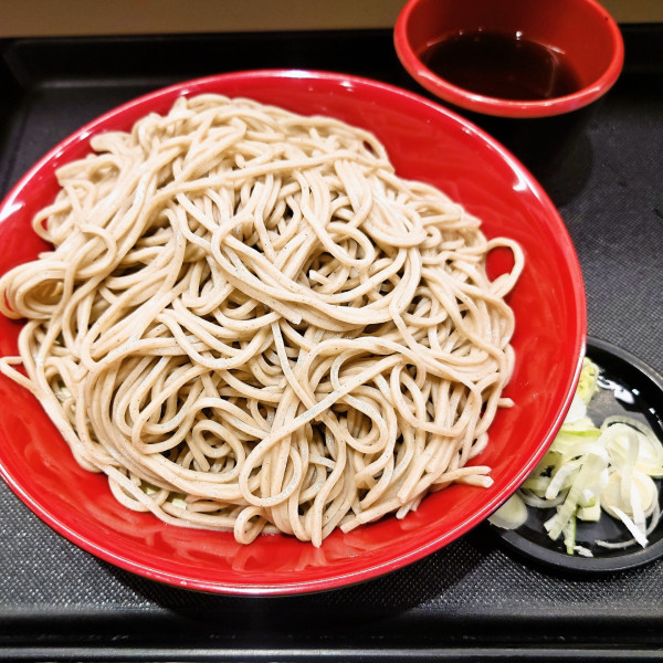 「もり大盛(そば)」@名代 富士そば 高田馬場駅店の写真