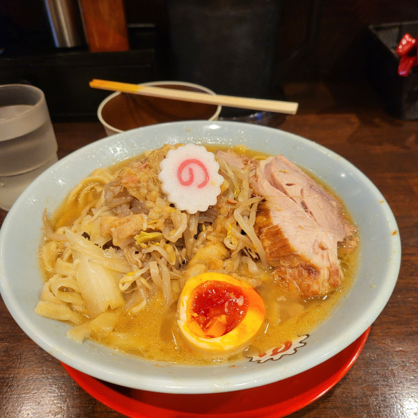 「ラーメン　麺1/3 サービス生卵」@自家製麺 No11 ASAKUSAの写真