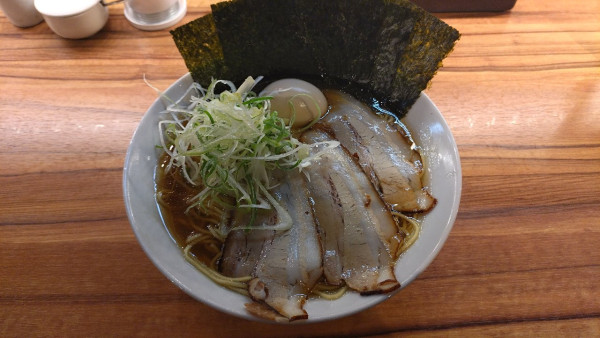「特製中華蕎麦(大盛・メンマ抜)」@中華蕎麦 きみのあーるの写真