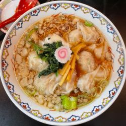 わんたん麺(醤油)1,100円