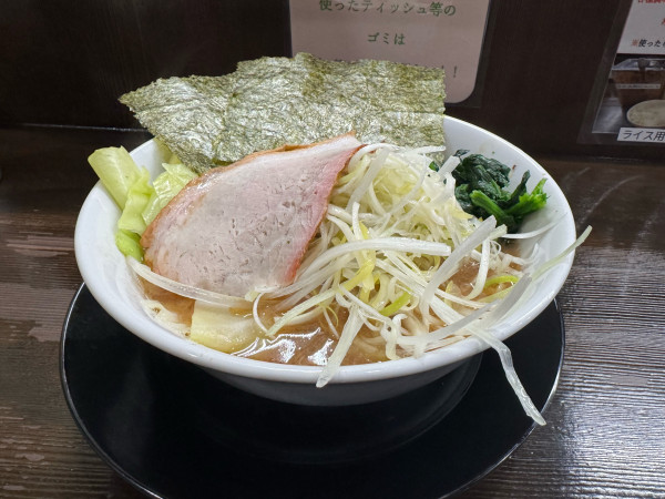 「ラーメン並（硬め）」@家系ラーメン ゆくる家の写真