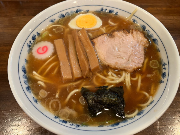 「中華そばバリカタ900円」@東池袋大勝軒 八王子店の写真