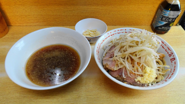 「小（950円）＋道産子つけ麺：めんみ味（200円）＋ニンニグ」@ラーメン二郎 環七新新代田店の写真