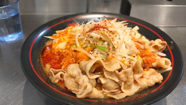 「紅ラーメン　¥950」@麺創研 紅 府中の写真