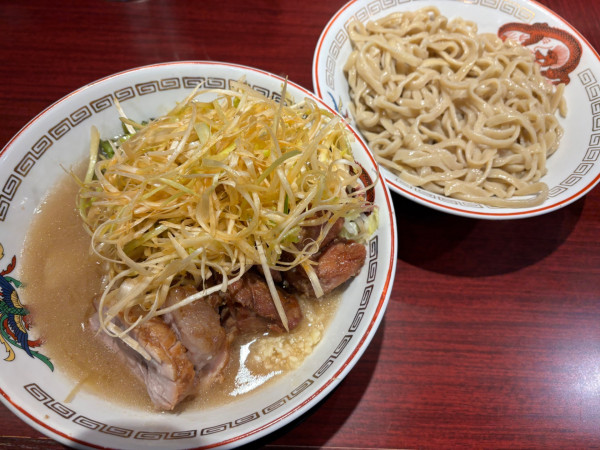 「小豚つけ麺　+   ネギ　+    アレ」@豚山 白楽店の写真