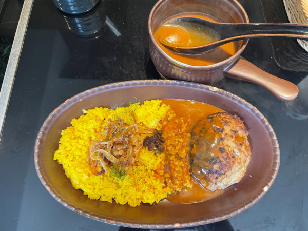 「ハンバーグかれー（辛口）」@ビストロ喜楽亭 池尻本店の写真