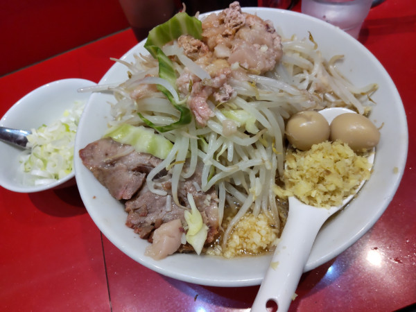 「小ラーメン＋白ネギ、ショウガ半分」@ラーメン二郎 西台駅前店の写真