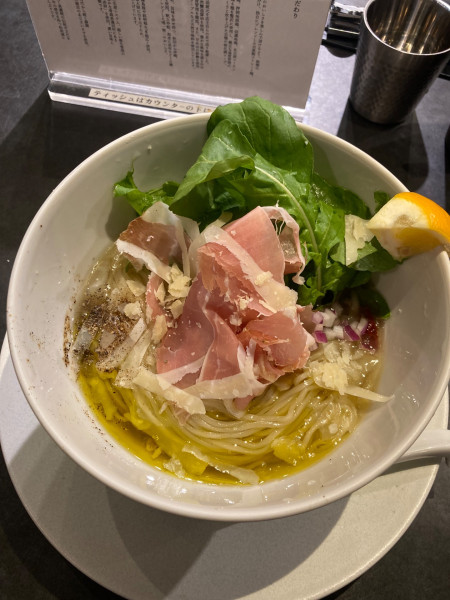 「燻製生ハムの冷やしラーメン」@Ramen 翡翠の写真