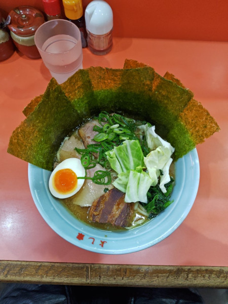 「デラックス麺(普通)」@よし家の写真