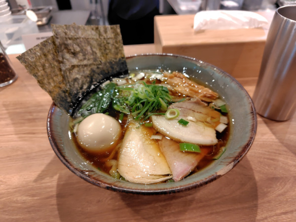 「特製醤油そば¥1200」@自家製麺250の写真