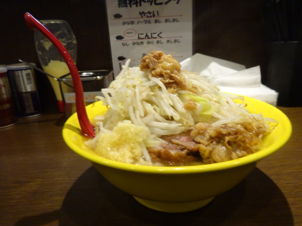 「ラーメン（小）　1,000円」@ラーメンイエロー 狛江店の写真