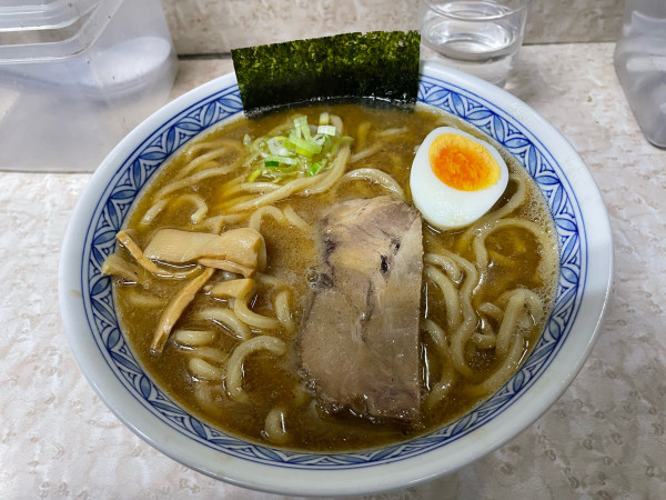 「ラーメン(太麺)¥800」@喰我の写真