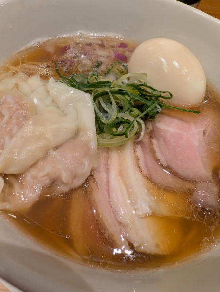 「鴨と貝の中華そば醤油 特製」@鴨出汁中華そば かわなの写真